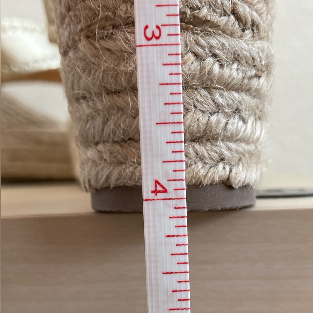 Jack Rogers Metallic Gold Espadrille Wedges - Picture 5 of 8